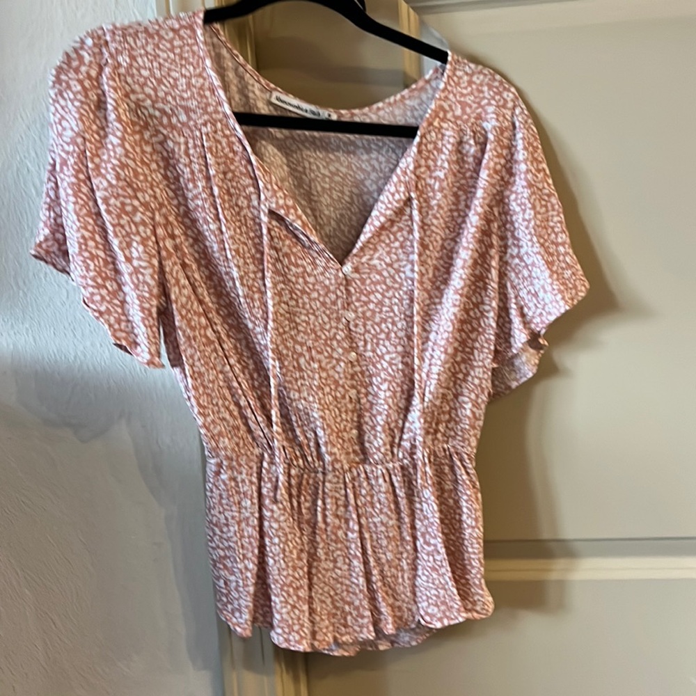Abercrombie top